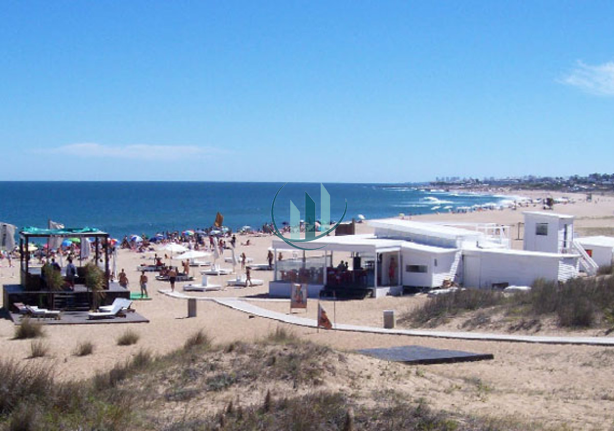 Casa ID.277 - ALQUILO TEMPORADA - La Barra Casa de 3 dormitorios a 200 mts de la playa