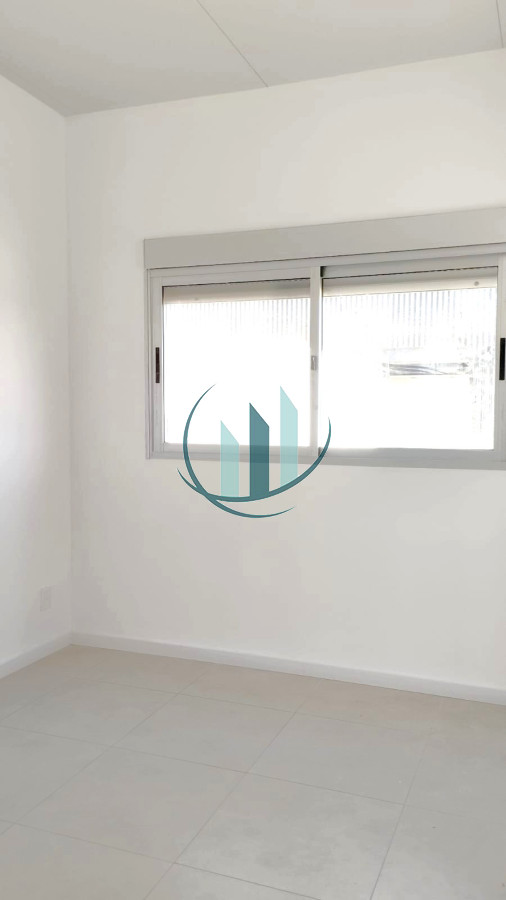 Casa ID.811 - Casa Duplex 2 Dormitorios + Estacionamiento +  Parrillero