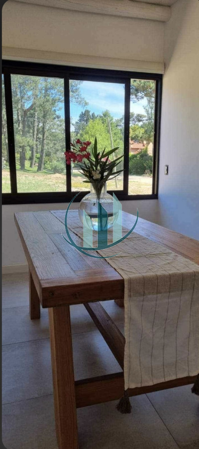 Casa ID.441 - Venta Parque Burnett