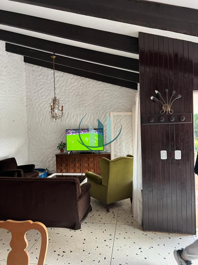 Casa ID.556 - Casa Av Francia a 2pp mts del mar con 3 habitaciones 2 baños.