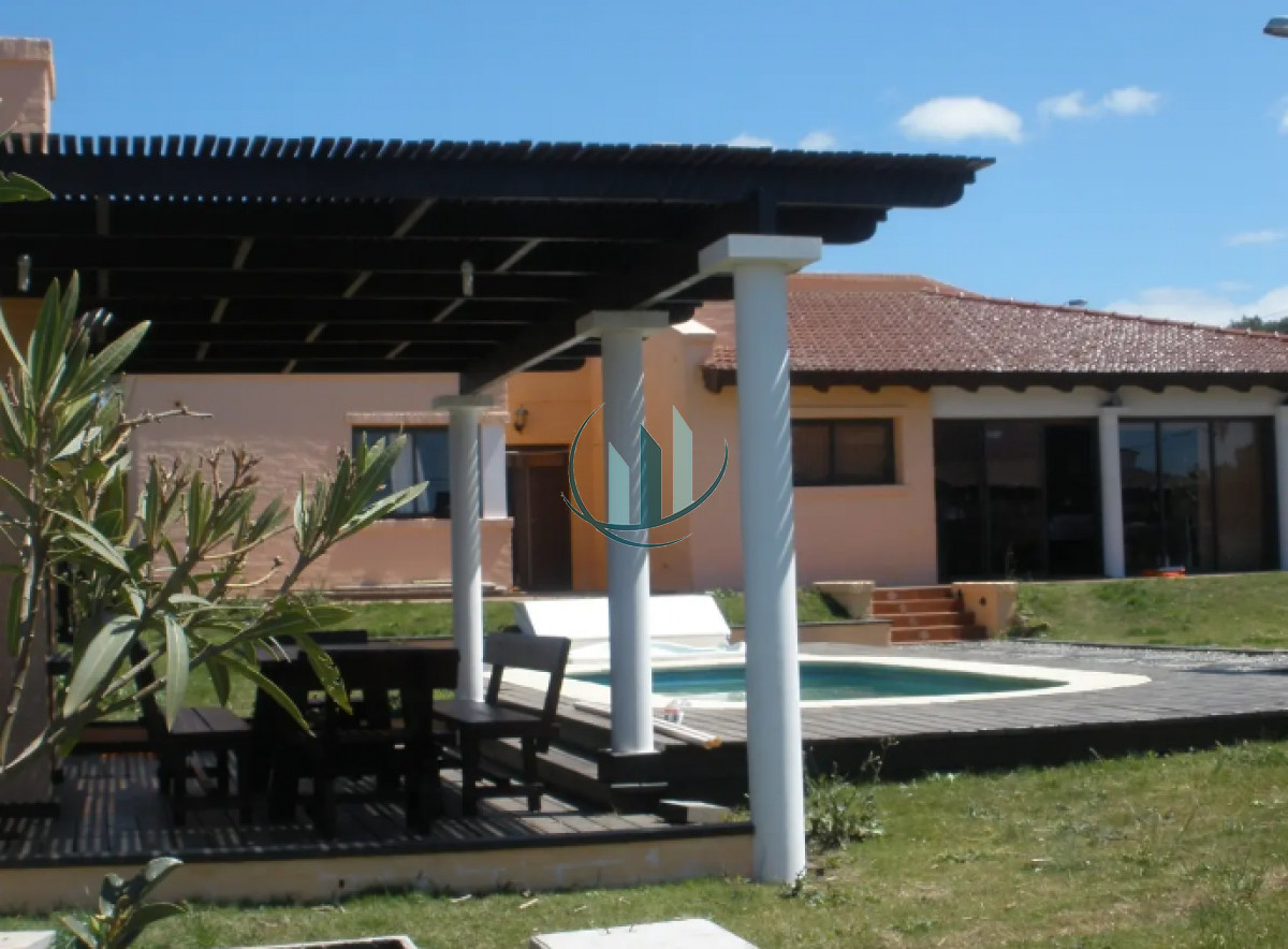 Casa ID.291 - ALQUILER DE VERANO - Casa de 4 dormitorios a 200mts de la playa en Manantiales