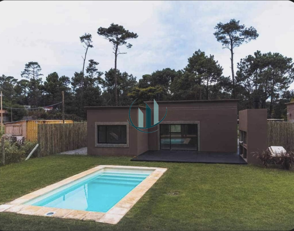 Casa ID.441 - Venta Parque Burnett
