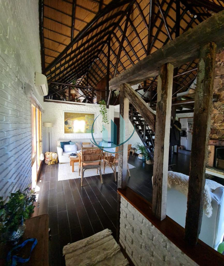 Casa ID.493 - Vendo Casa pinares 