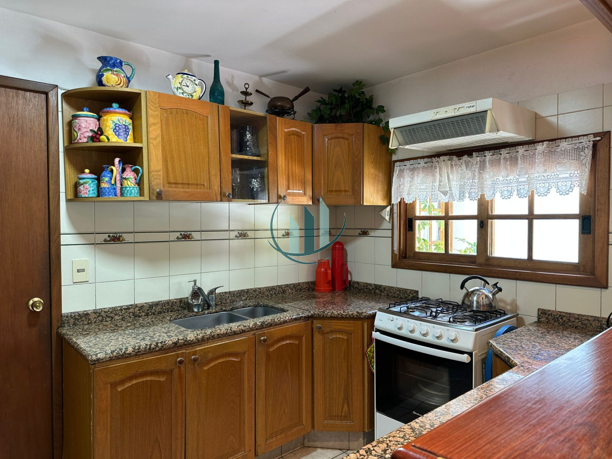 Casa ID.624 - Casa con jardín a pasos de la playa mansa 