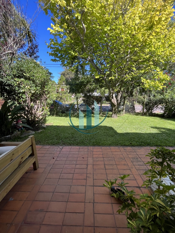 Casa ID.290 - ALQUILER DE VERANO - Casa de 4 dormitorios en playa Mansa a 300mt del mar