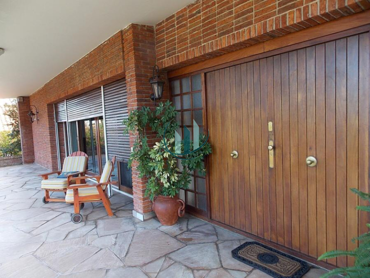 Casa ID.376 - Alquiler Temporal de Chalet en Punta del Este.