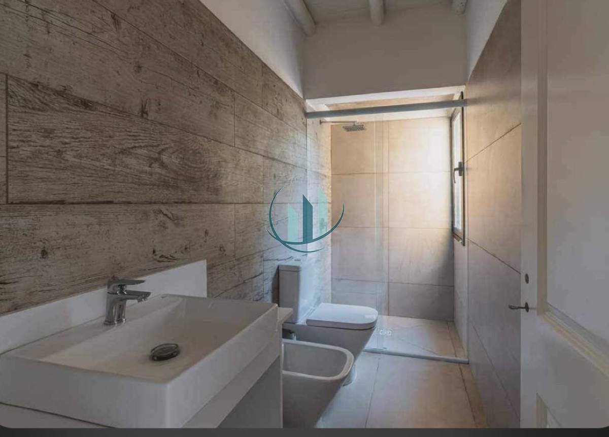 Casa ID.441 - Venta Parque Burnett