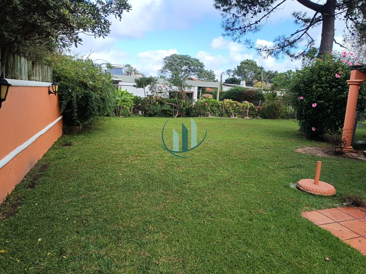 Casa ID.633 - Alquiler en Pinares