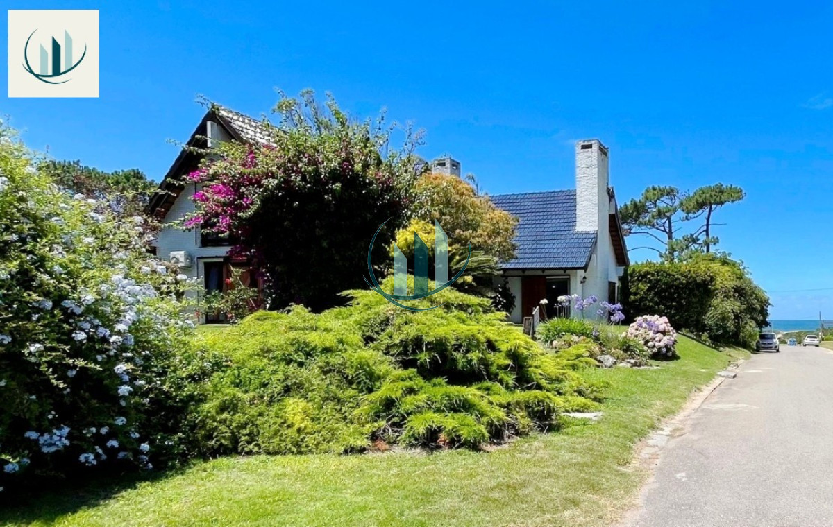 Casa ID.571 - ALQUILER ANUAL CASA a 50 mts de la playa 