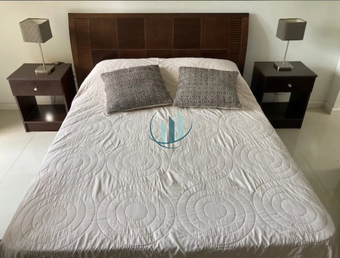 Casa ID.629 - ALQUILER ANUAL Casa 3 Dormitorios con piscina climatizada Playa Mansa, Cantegril