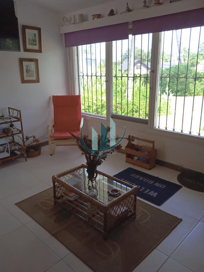 Casa ID.628 - ALQUILER ANUAL Casa en Barrio Pinares 3 dormitorios amueblada