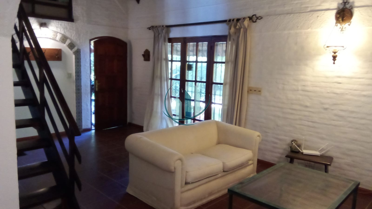 Casa ID.645 - Alquiler Anual en Pinares