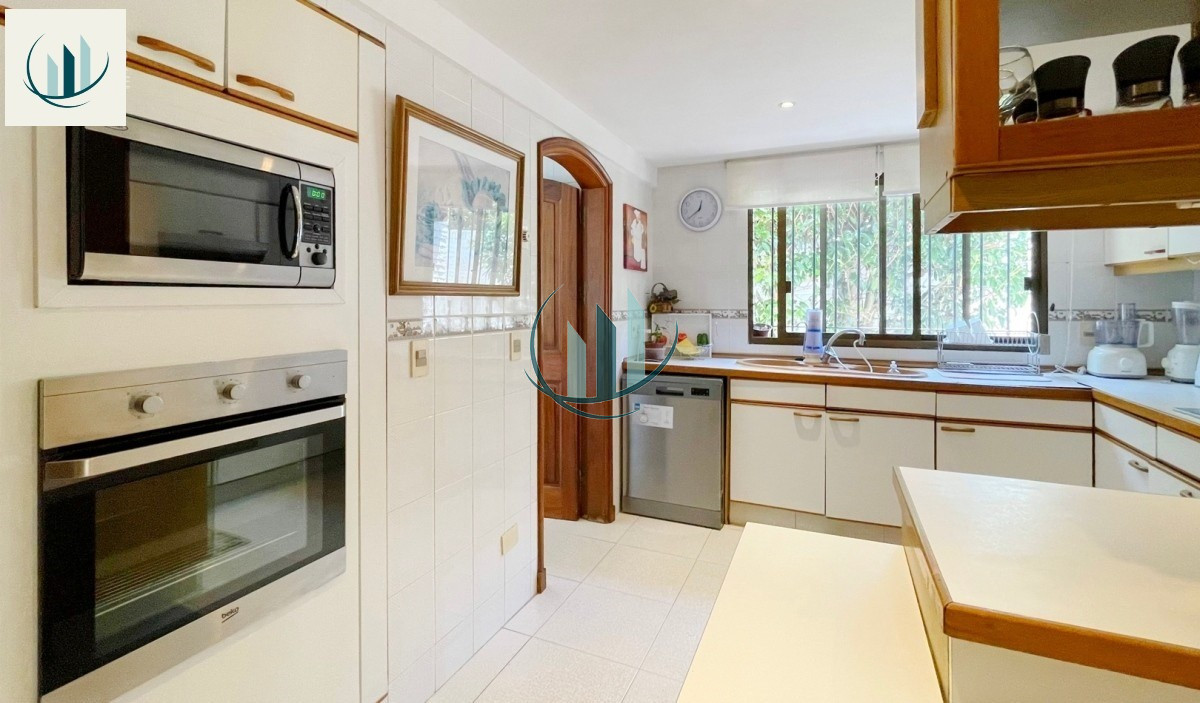 Casa ID.571 - ALQUILER ANUAL CASA a 50 mts de la playa 