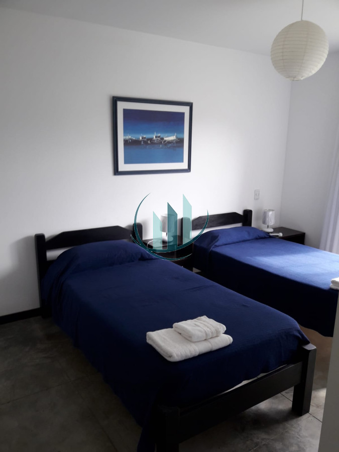 Casa ID.280 - ALQUILER DE TEMPORADA La Barra Casa 4 dormitorios a 500mt de la playa 