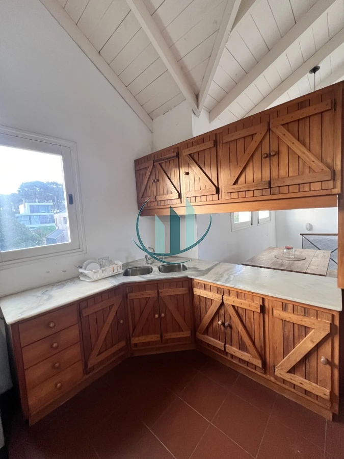 Casa ID.615 - Alquiler en Manantiales con vista al mar 