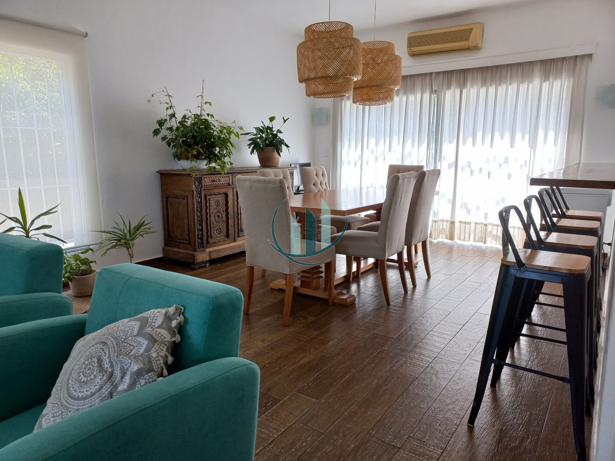 Casa ID.59 - hermosa casa en venta en Pinares