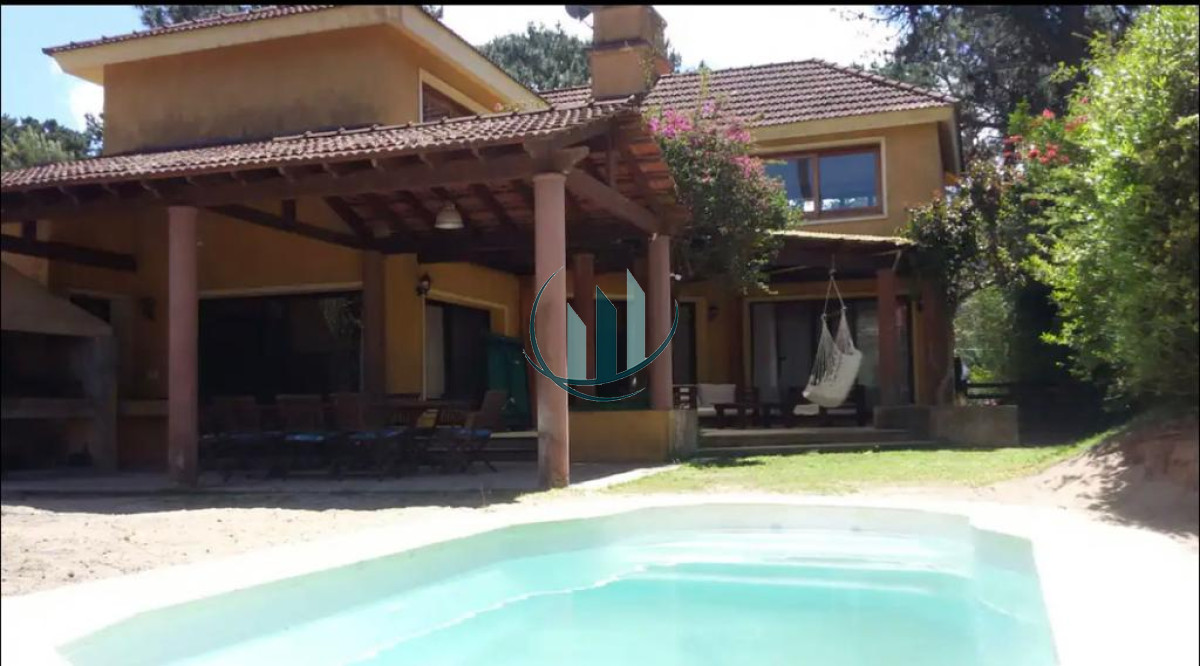 Casa ID.251 - Alquilo Casa en Pinares Pda 34 