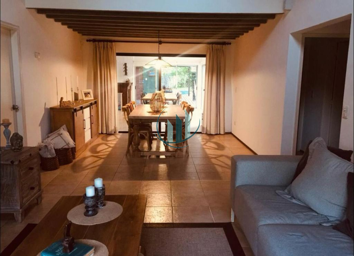 Casa ID.440 - Pinares JSS