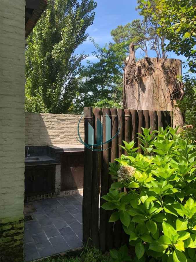 Casa ID.98 - HERMOSO DÚPLEX EN BARRIO PARQUE PINARES PARA VIVIR TODO EL AÑO 