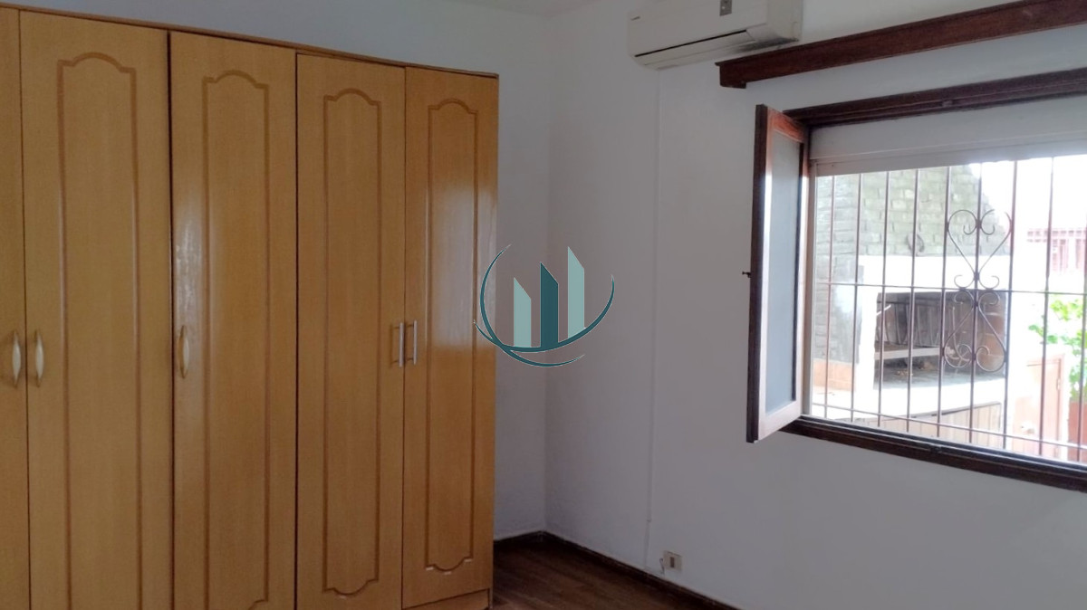 Casa ID.791 - Oportunidad!! ALQUILER ANUAL - Amplia Casa de 2 Dormitorios - Barrio Rivera