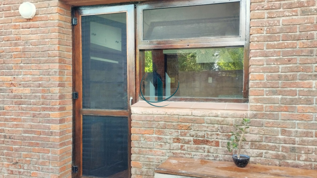 Casa ID.804 - ALQUILER ANUAL 3 Dormitorios en Barrio Altos del Pinar 