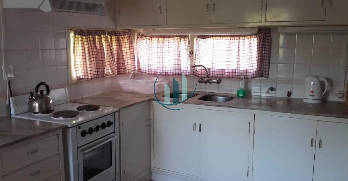 Casa ID.283 - ALQUILER DE TEMPORADA - Casa a 200mts de la playa en La Barra 4 dormitorios con Jardín y Parrillero