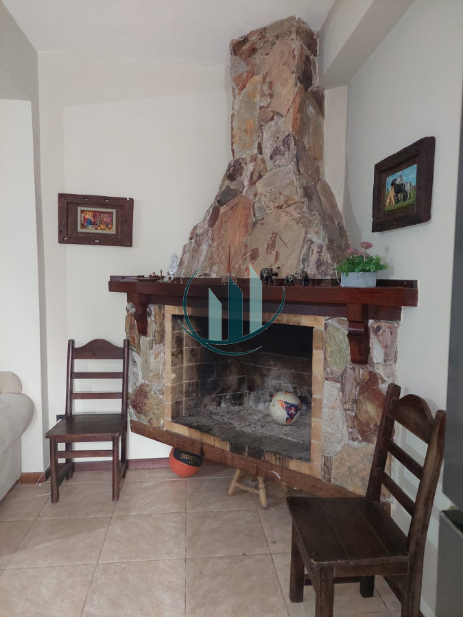 Casa ID.700 - Se alquila en San Carlos, ideal para negocio 