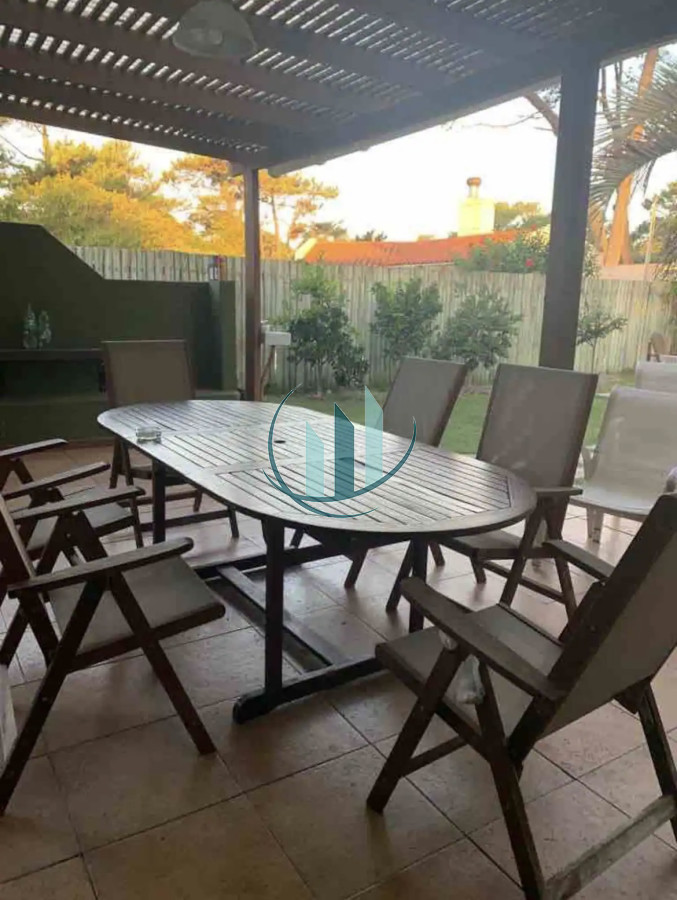Casa ID.401 - Casa en Punta del Este, Brava