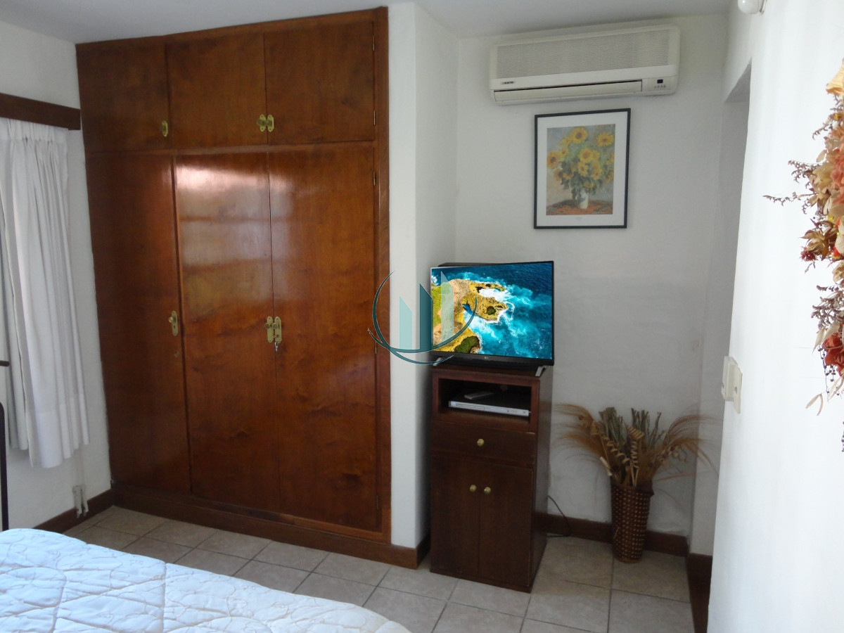 Casa ID.624 - Casa con jardín a pasos de la playa mansa 