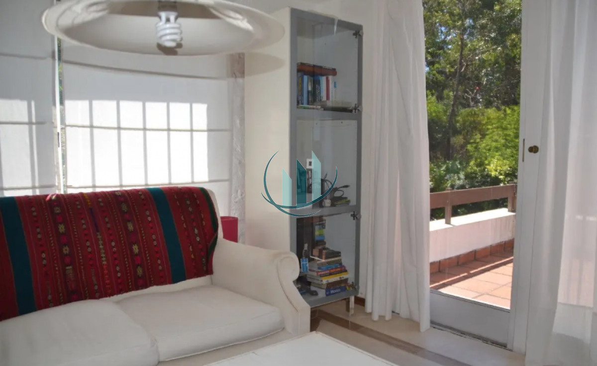 Casa ID.284 - ALQUILER TEMPORAL - Casa de verano en La Barra 4 domitorios a 400mts del mar