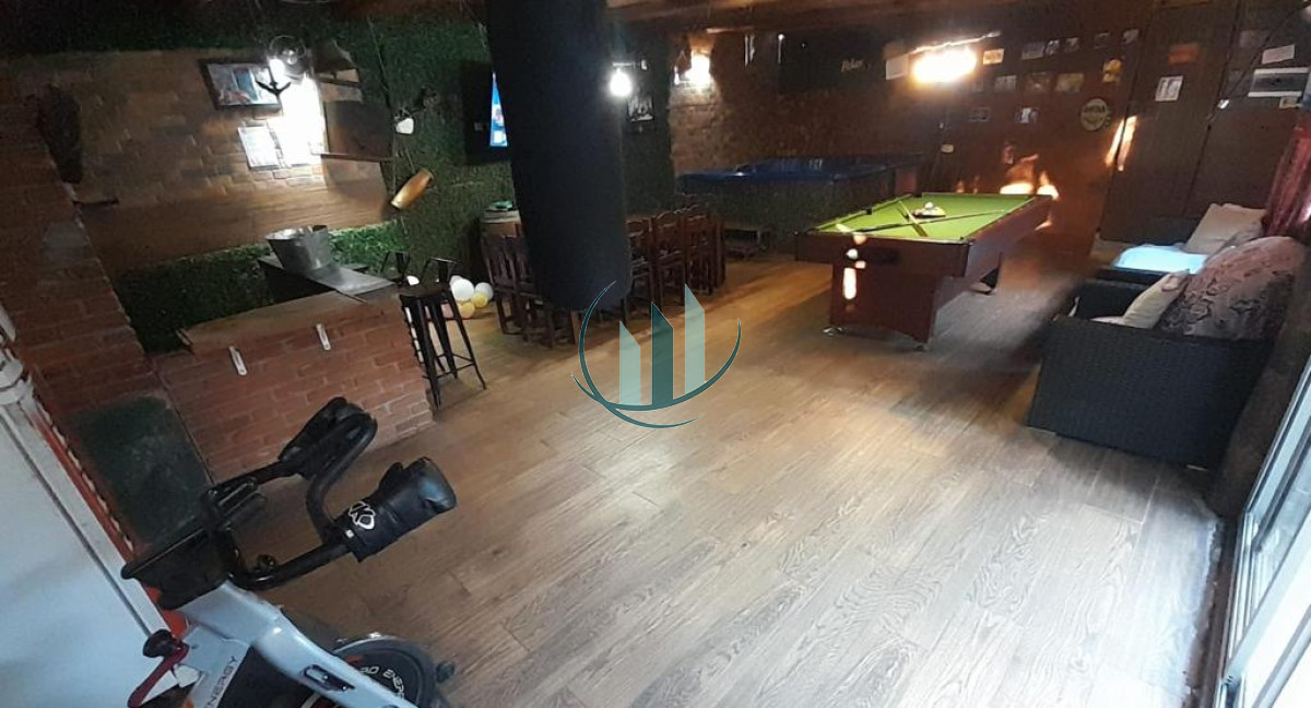 Casa ID.254 - Alquiler temporal Av Córdoba 10 pers 