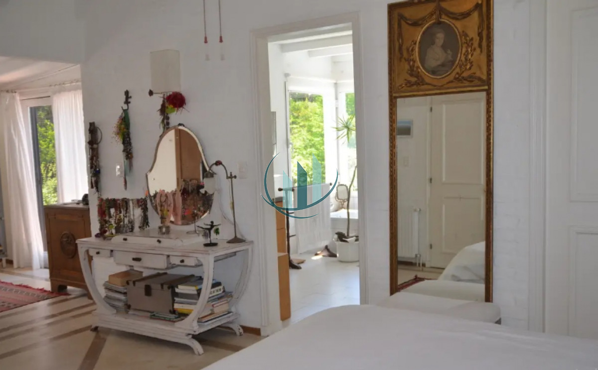 Casa ID.284 - ALQUILER TEMPORAL - Casa de verano en La Barra 4 domitorios a 400mts del mar