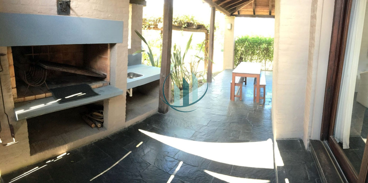 Casa ID.98 - HERMOSO DÚPLEX EN BARRIO PARQUE PINARES PARA VIVIR TODO EL AÑO 