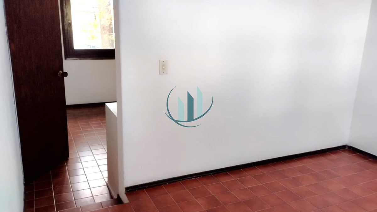 Casa ID.804 - ALQUILER ANUAL 3 Dormitorios en Barrio Altos del Pinar 