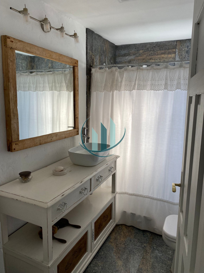 Casa ID.693 - Alquiler temporal La Barra 2 dormitorios  