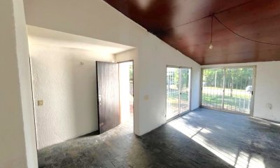 EN VENTA Casa ph en Pinares 1 Dormitorio