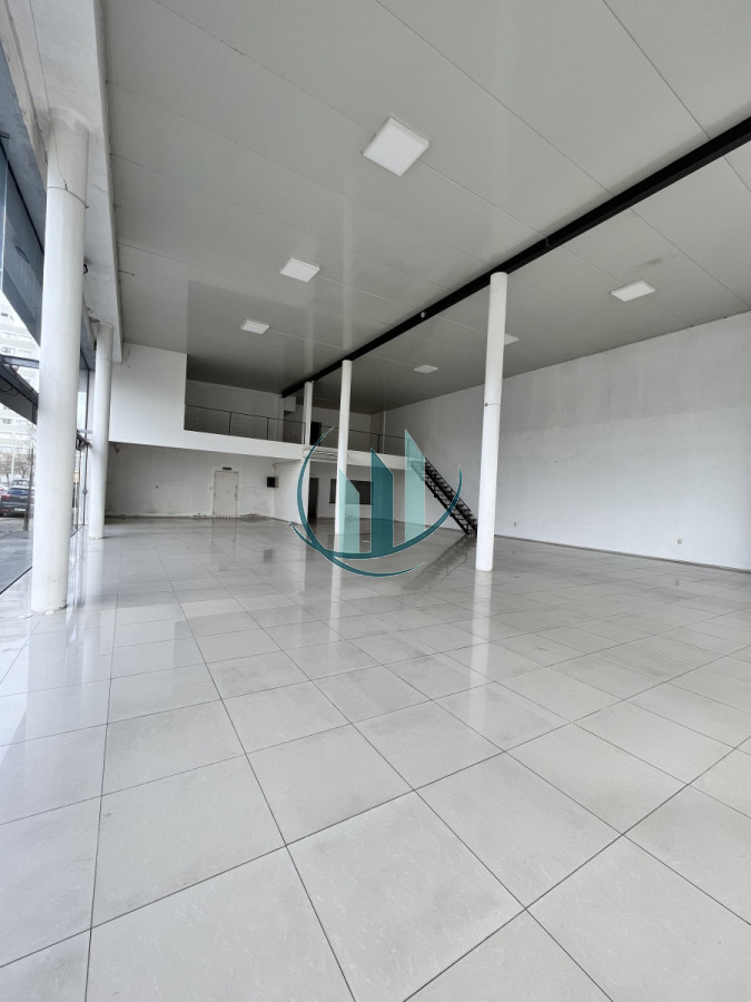 Local Comercial ID.221 - Vendo Local comercial Maldonado 