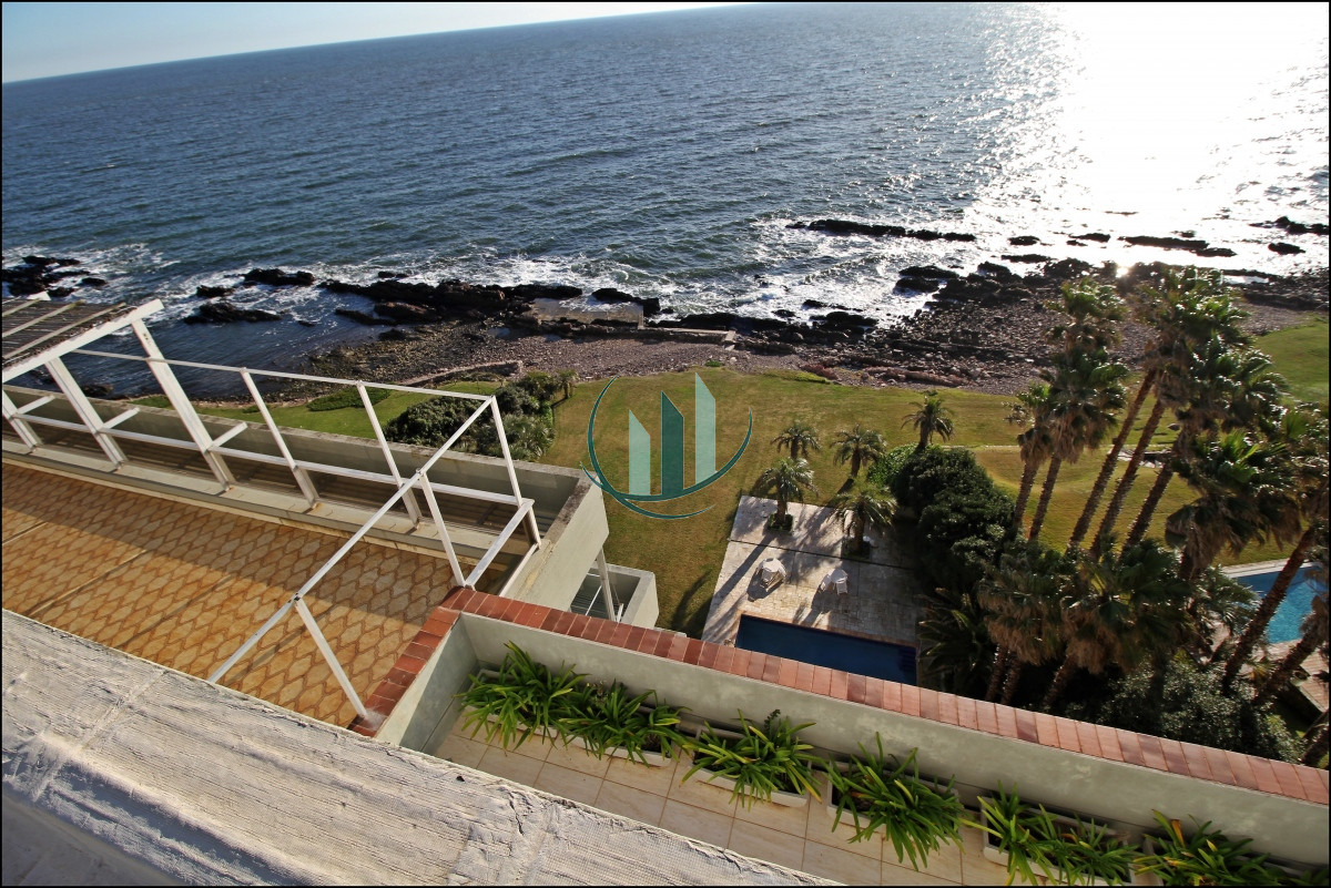 Apartamento ID.225 - VENTA APTO EN PUNTA BALLENA ,2 DORMITORIOS, 2 BAÑOS y 1 SUITE