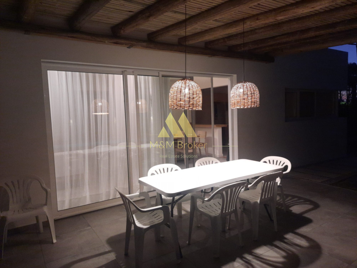 Casa ID.670 - Moderna casa de 3 dormitorios a estrenar en la barra