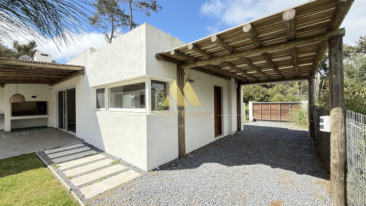Casa ID.670 - Moderna casa de 3 dormitorios a estrenar en la barra