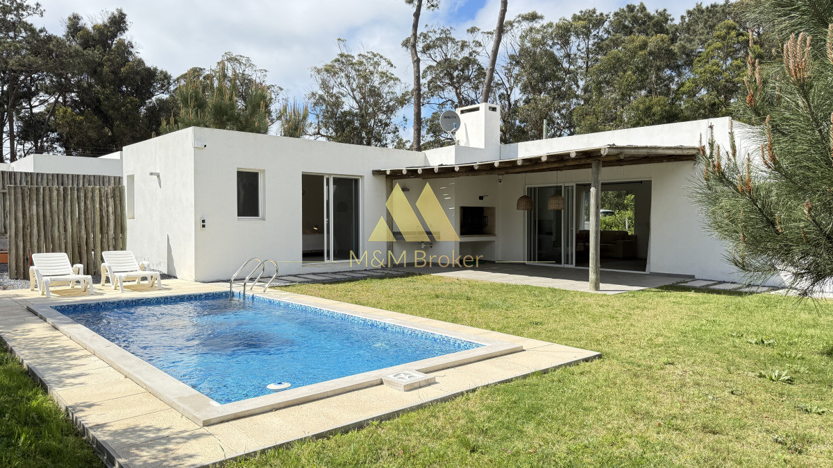 Casa ID.670 - Moderna casa de 3 dormitorios a estrenar en la barra