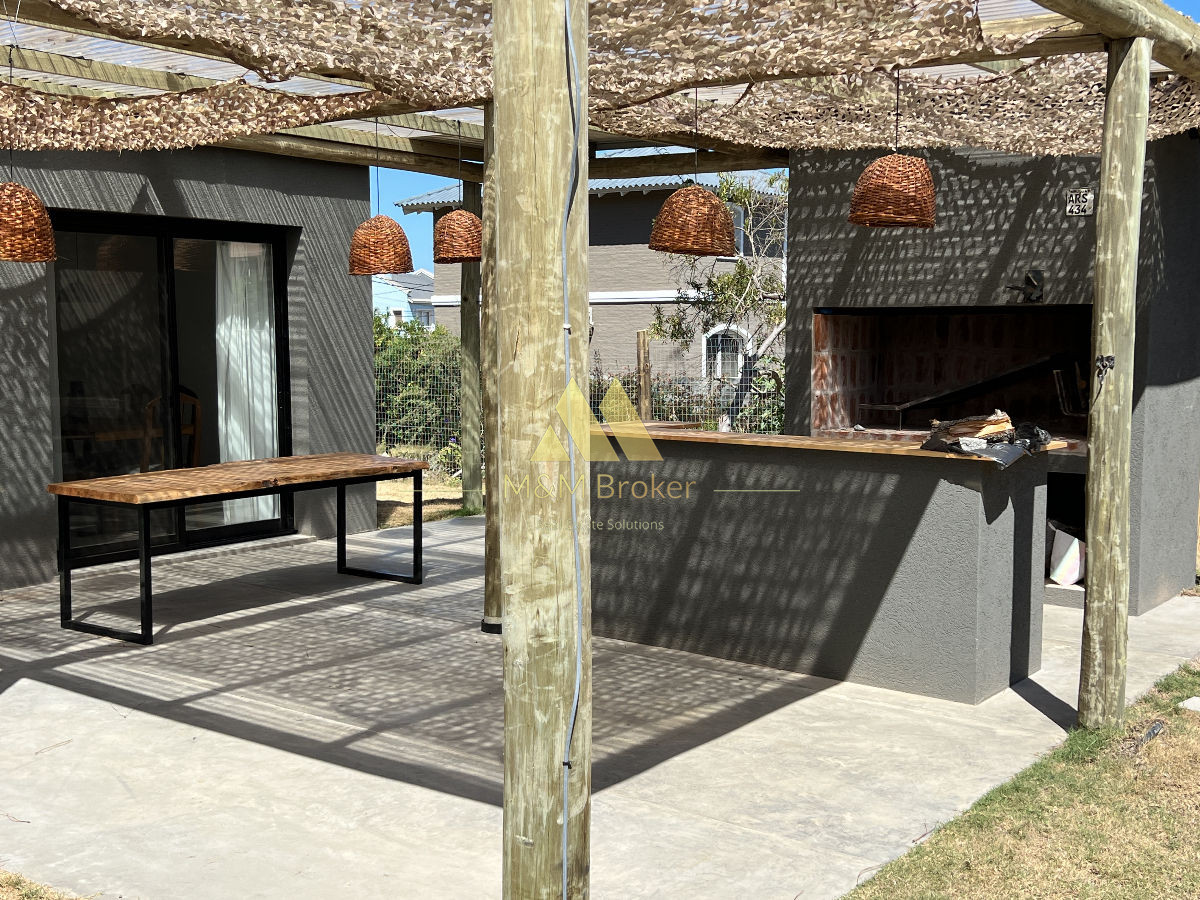 Casa ID.672 - Moderna casa de 3 dormitorios en Montoya