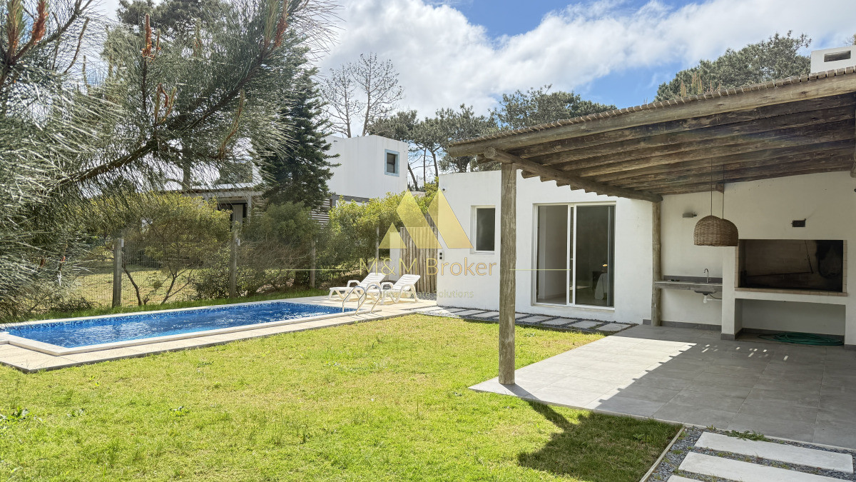 Casa ID.670 - Moderna casa de 3 dormitorios a estrenar en la barra