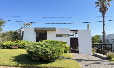 Espectacular casa en Altos de Punta Piedras