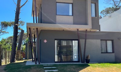 Casa moderna en Montoya