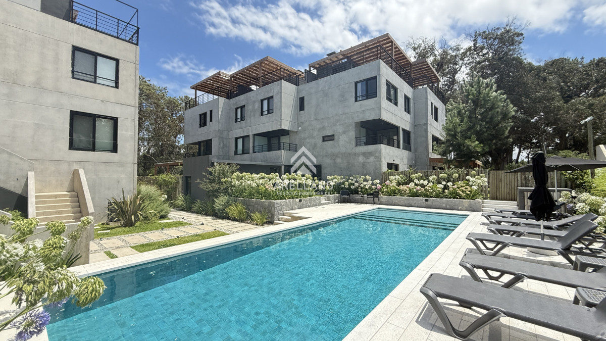 Apartamento ID.4143 - Casa en complejo La Barra, excelente oportunidad para invertir