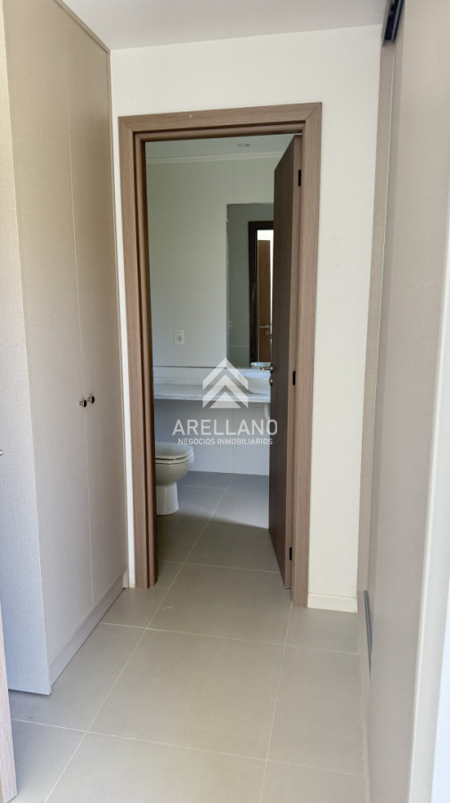 Apartamento ID.4143 - Casa en complejo La Barra, excelente oportunidad para invertir