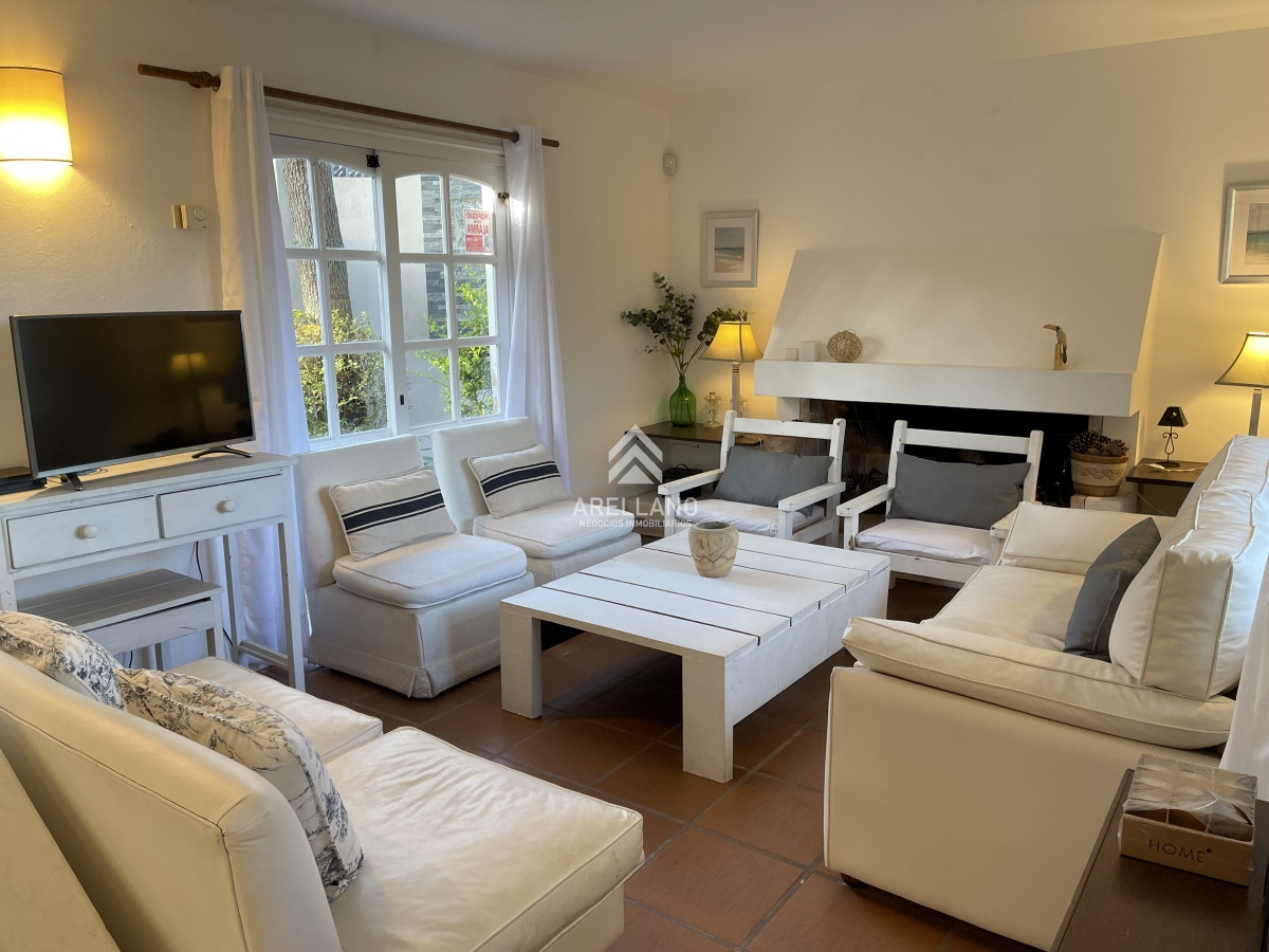 Casa ID.5216 - Casa de 3 dormitorios en Montoya, La Barra
