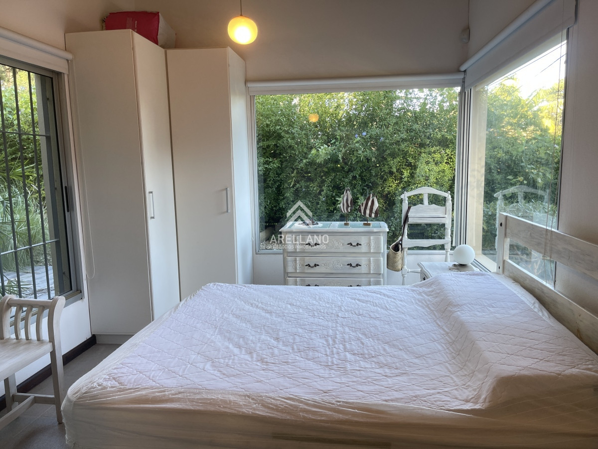 Casa ID.3639 - Moderna casa en venta de 3 dormitorios en Montoya, La Barra