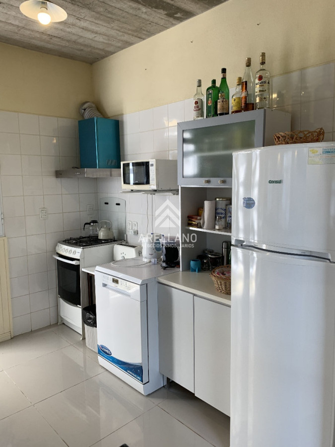 Casa ID.3676 - Venta casa 5 dormitorios Montoya